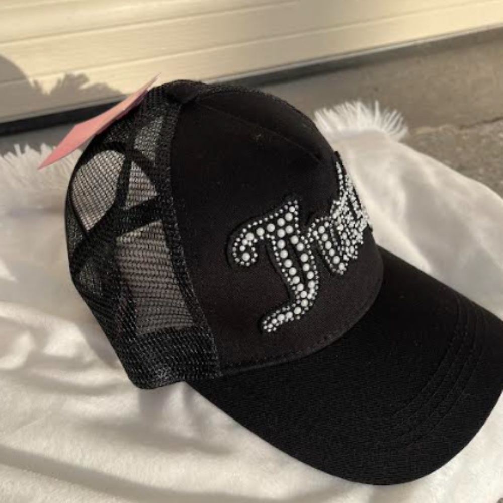 Juicy Couture Rhinestone Embroidered Hat Black New With Tags